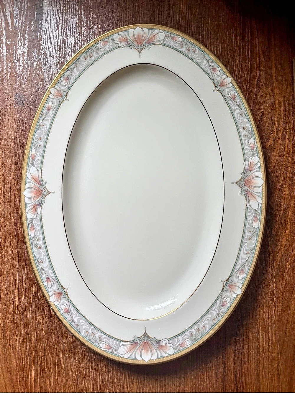 Vintage Noritake Barrymore Oval Serving Platter – Japan
(Fine Bone China 9737)